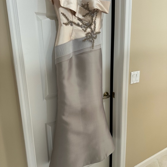 Terani Couture - 2011M2159 Off-Shoulder Mermaid Mother of the Bride Dress - Picture 4 of 12